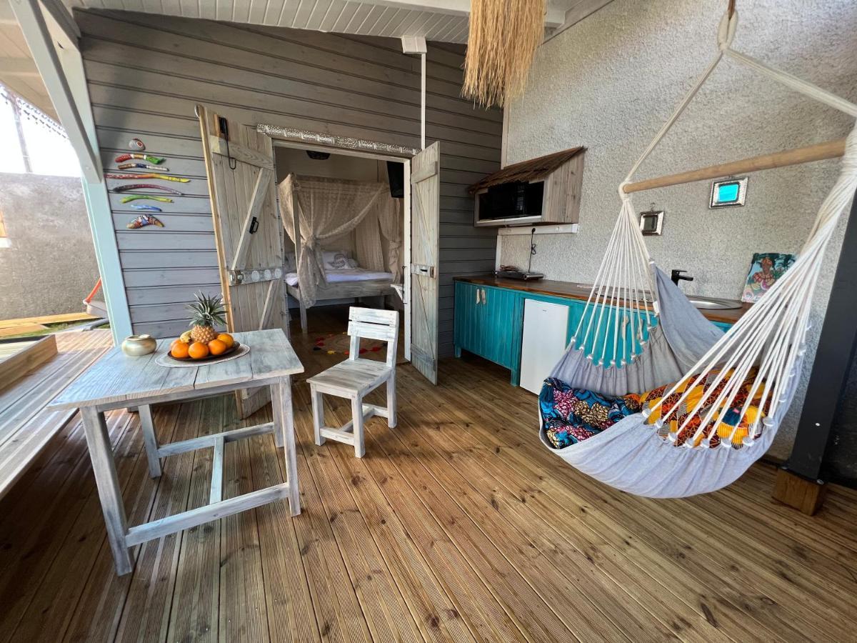 Zapat Lodge Baie-Mahault Esterno foto